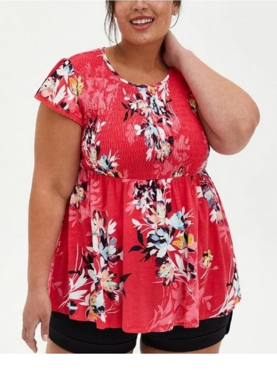 torrid Tops - Torrid Coral Red Floral Smocked Babydoll Top Flutter Sleeves Cottagecore Large 2